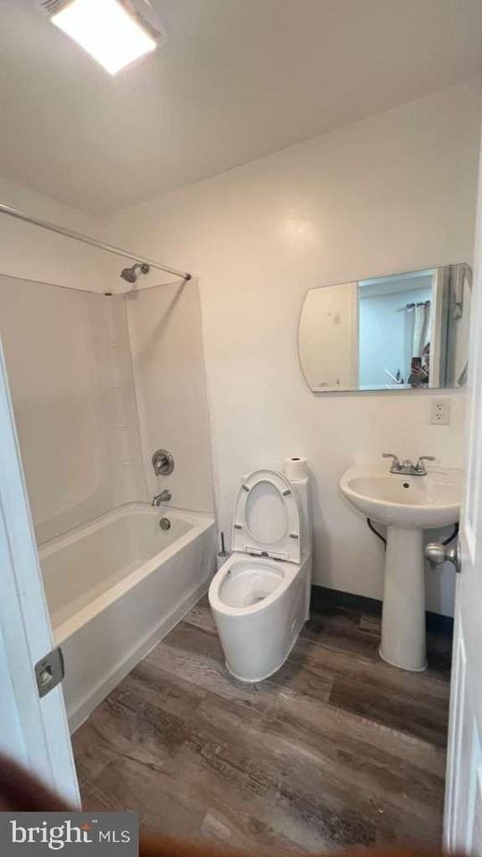 3007 Elmwood Dr - Photo 3 of 11