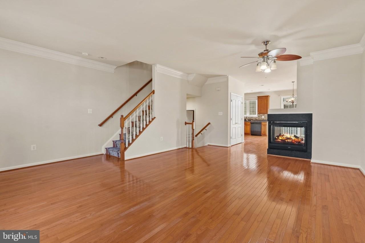 4505 Henley Pl - Photo 7 of 33