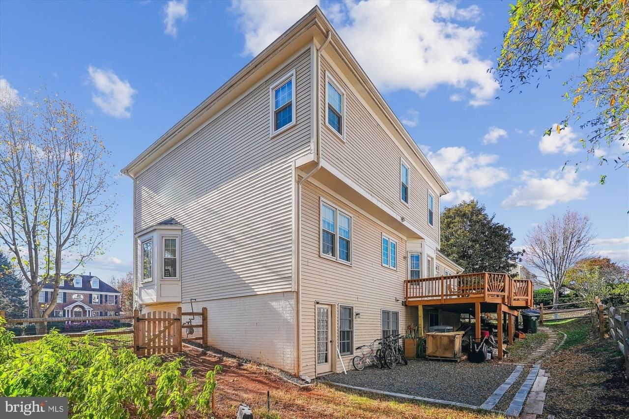 20672 Fairwater Pl - Photo 4 of 20