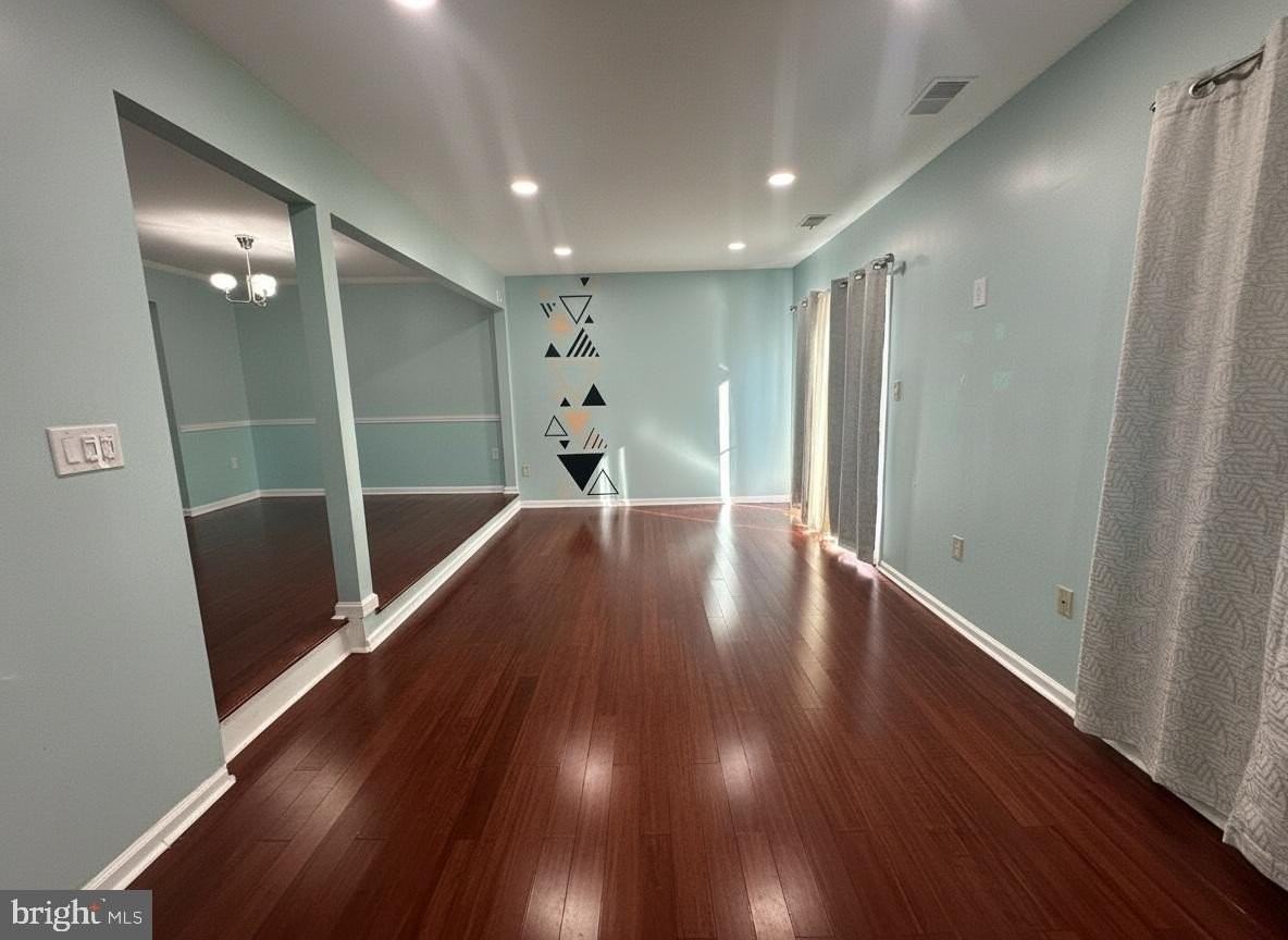 8956 Milroy Ct - Photo 3 of 20