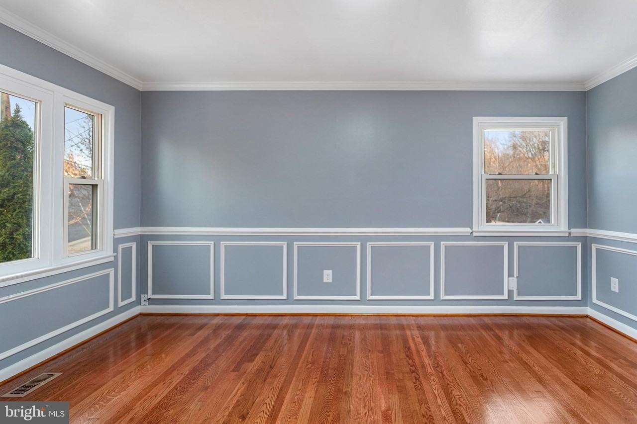 14025 Mount Pleasant Dr - Photo 5 of 43