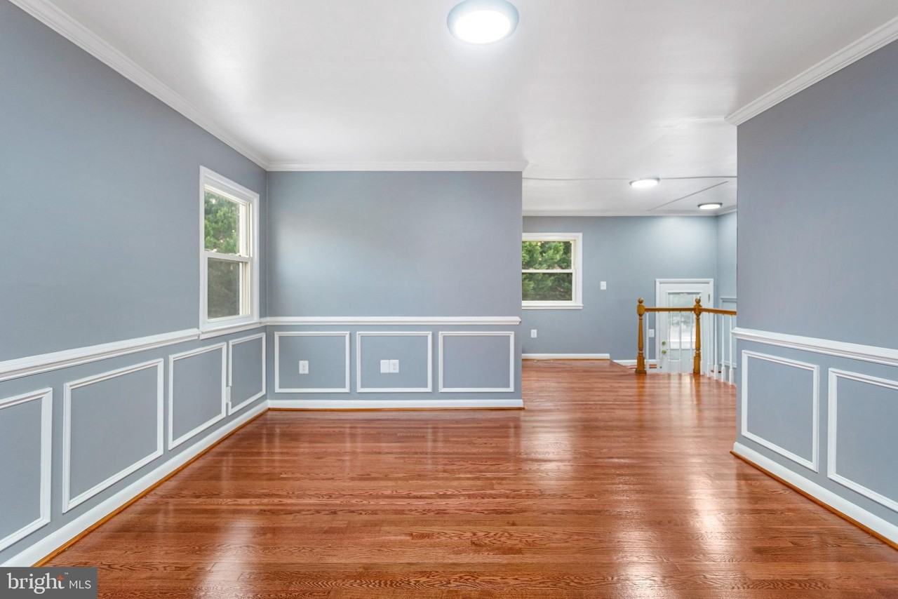 14025 Mount Pleasant Dr - Photo 6 of 43