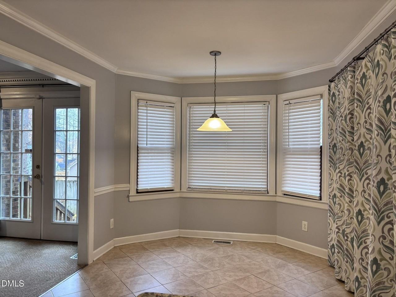 207 Leeward Ct - Photo 5 of 19