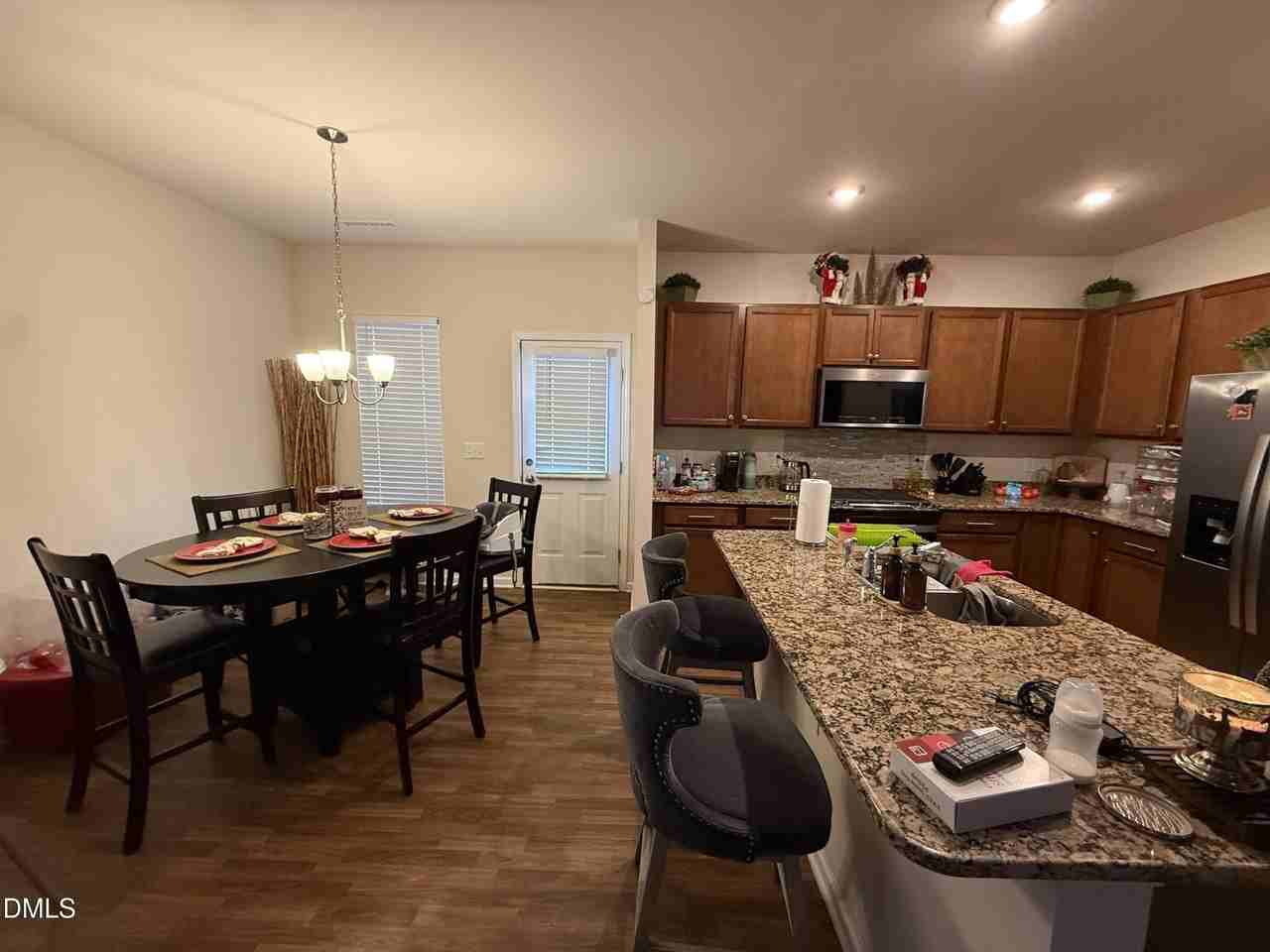 1108 Gemfor Street - Photo 5 of 36