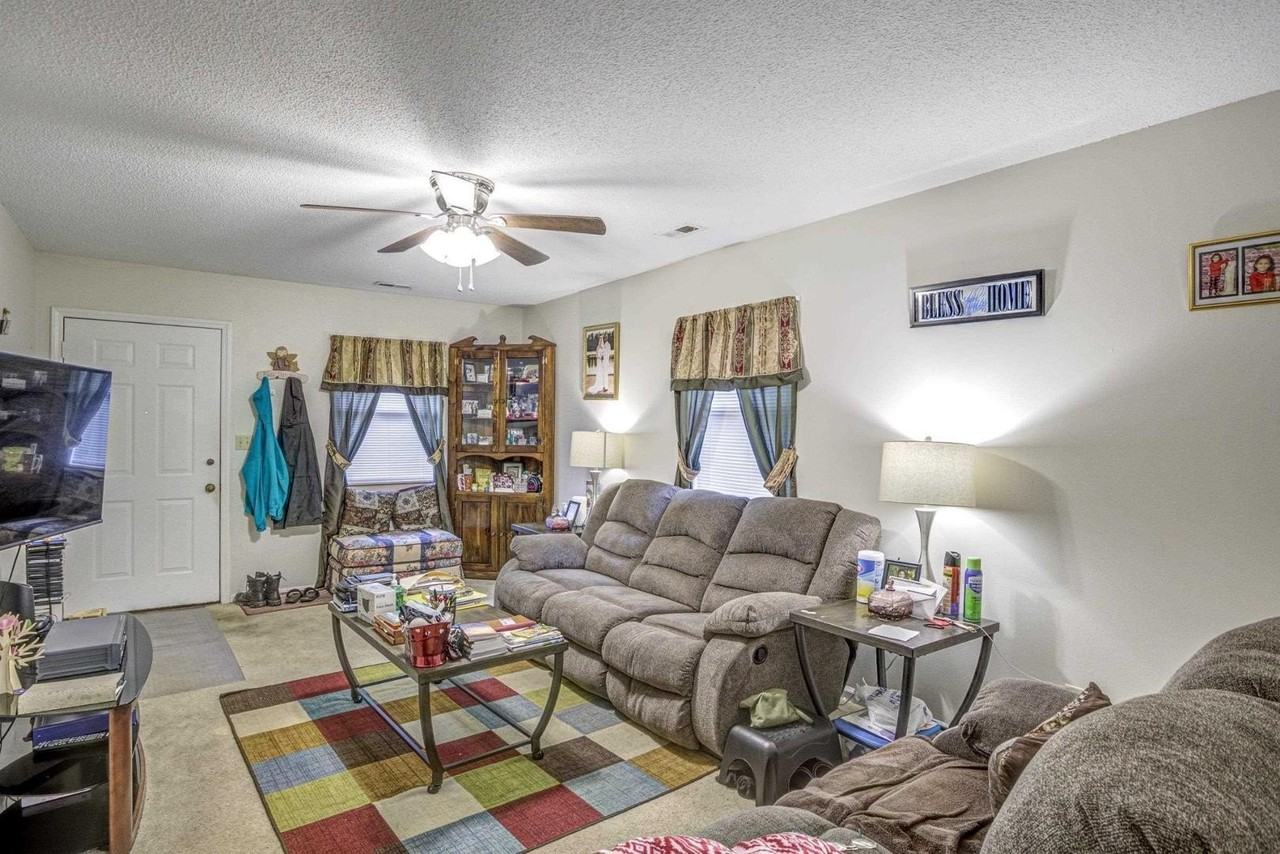 804 W Anderson St - Photo 5 of 10