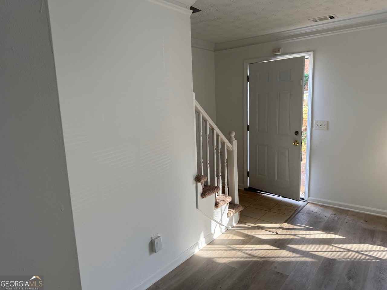 1736 Salem Woods Dr Se - Photo 2 of 8