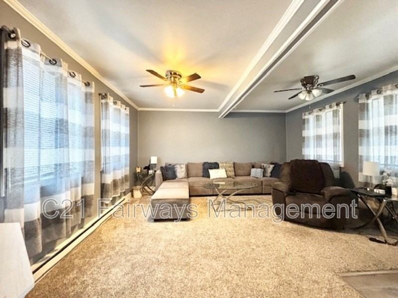 217 N Lincoln Ave #1 - Photo 5 of 25