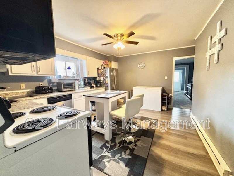 217 N Lincoln Ave #1 - Photo 7 of 25