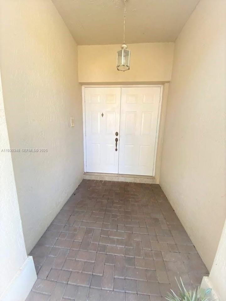 6834 Nw 107th Pl - Photo 2 of 13