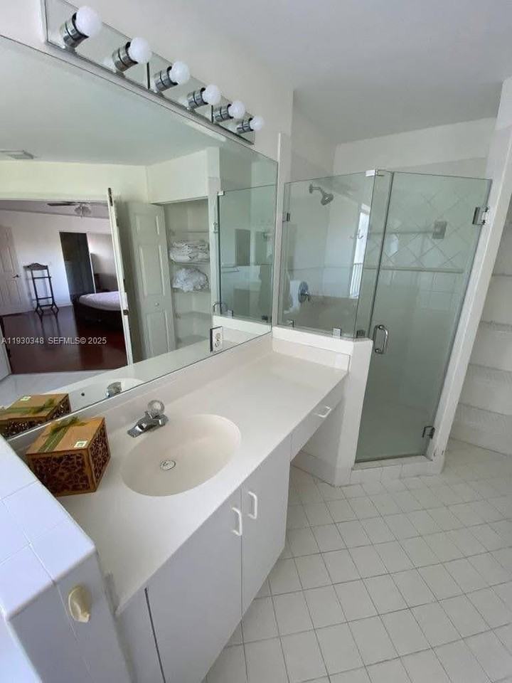 6834 Nw 107th Pl - Photo 7 of 13