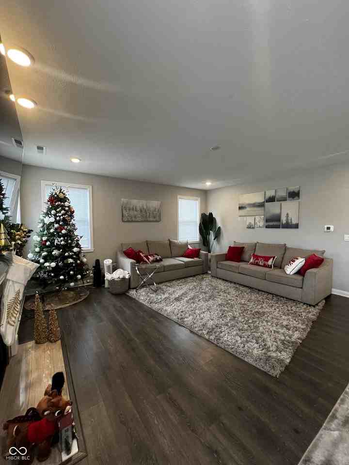 7329 Doyal Dr - Photo 5 of 31