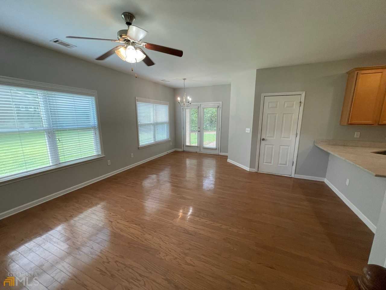 79 Covington Ter - Photo 5 of 24