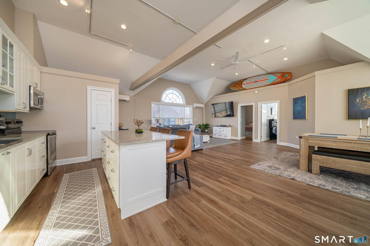 50 York St - Photo 2 of 17