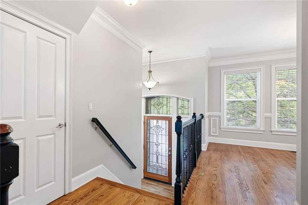 53 High Top Way - Photo 4 of 44