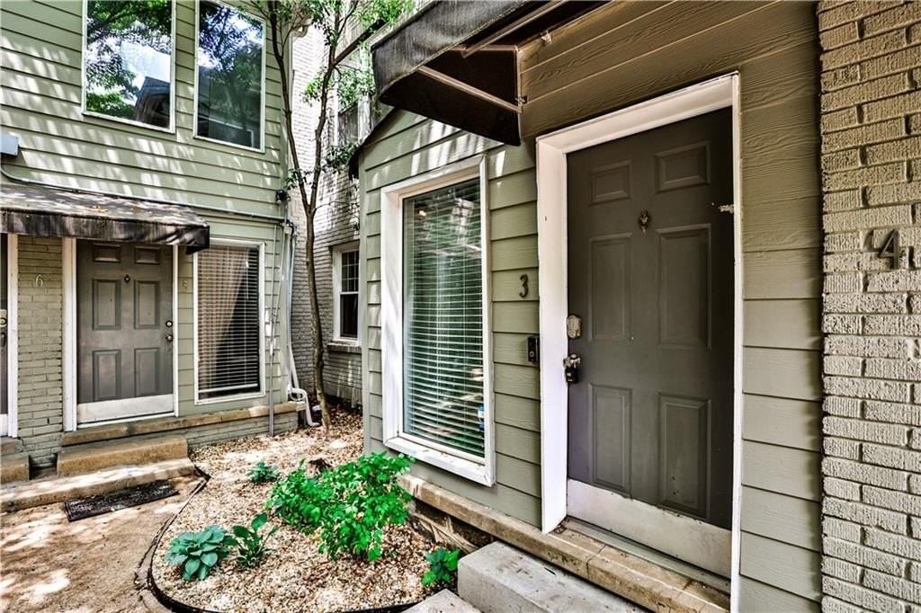 864 Charles Allen Dr Ne Unit C3 #C3 - Photo 3 of 22