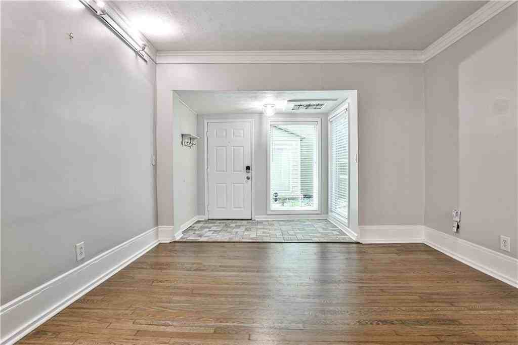 864 Charles Allen Dr Ne Unit C3 #C3 - Photo 5 of 22