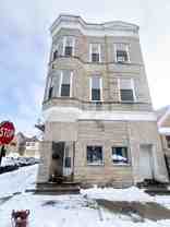 3235 S Racine Ave Apt 2f #2F - Photo 1 of 1