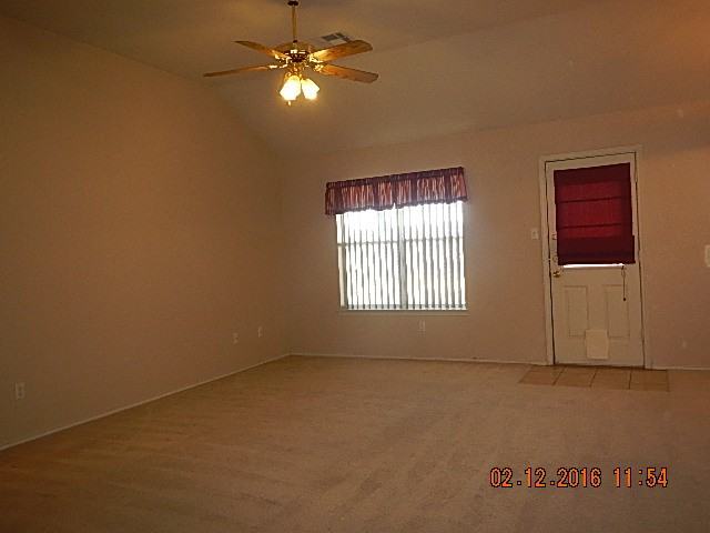 3407 Solomon Dr - Photo 2 of 14