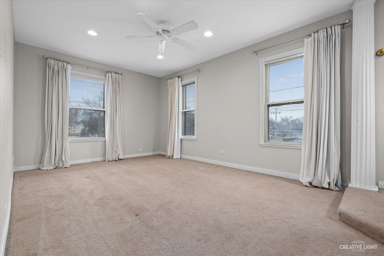 217 217 Washburn Street unit: Upper - Photo 2 of 17