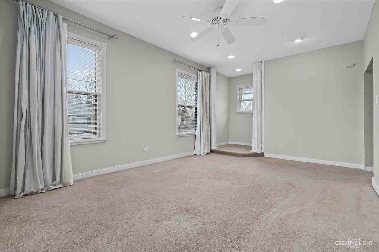 217 217 Washburn Street unit: Upper - Photo 4 of 17