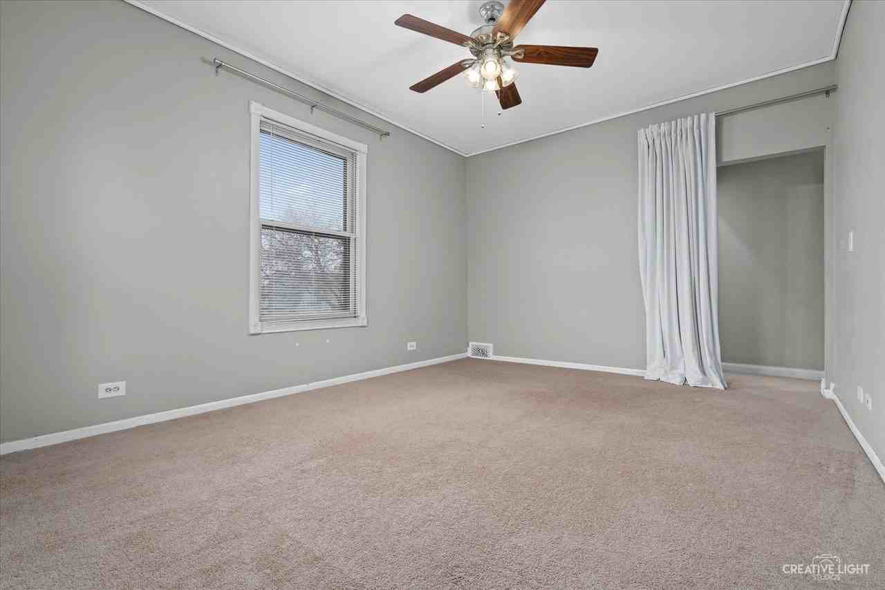 217 217 Washburn Street unit: Upper - Photo 7 of 17