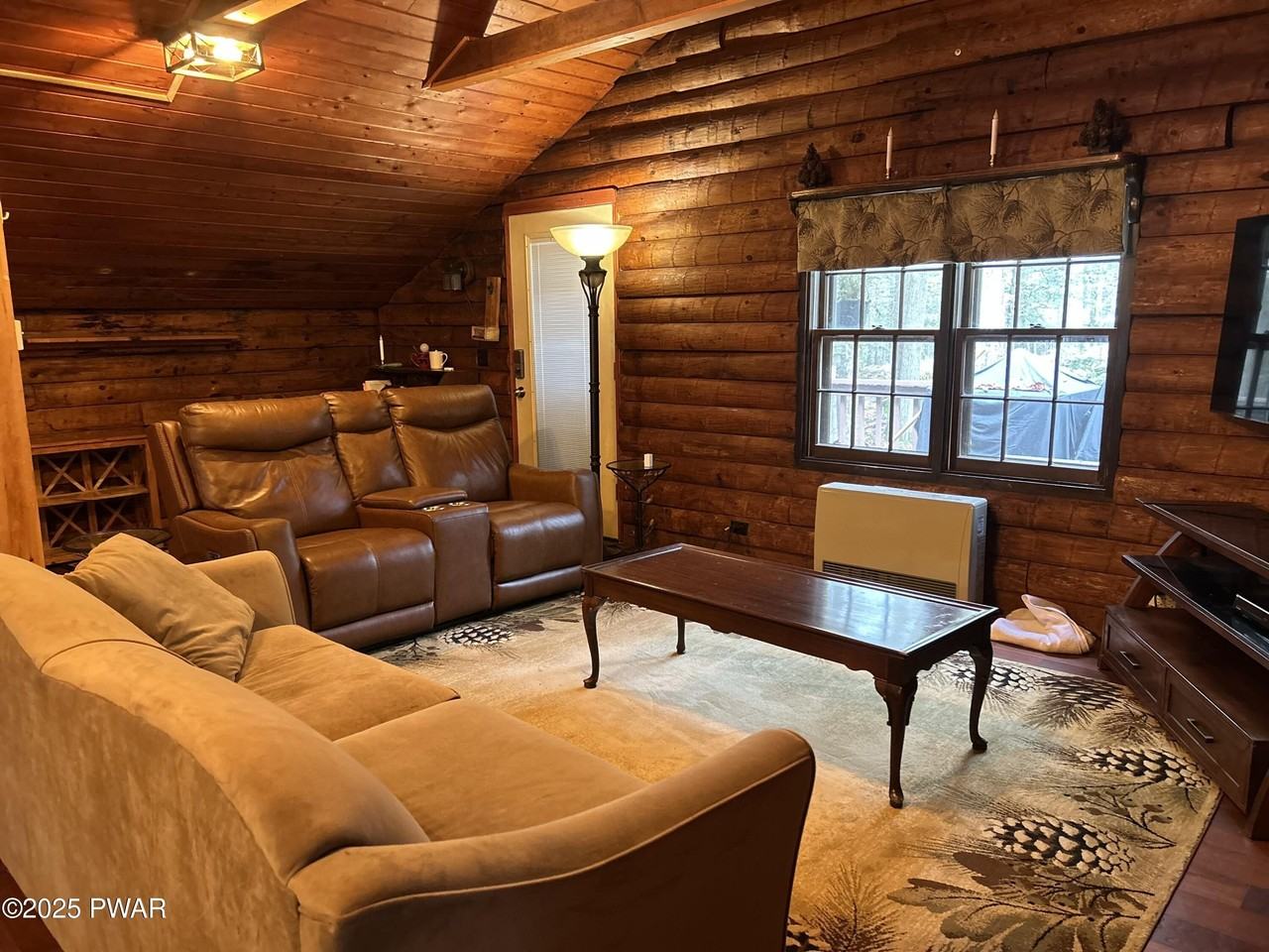 233 Northgate Ct - Photo 5 of 36