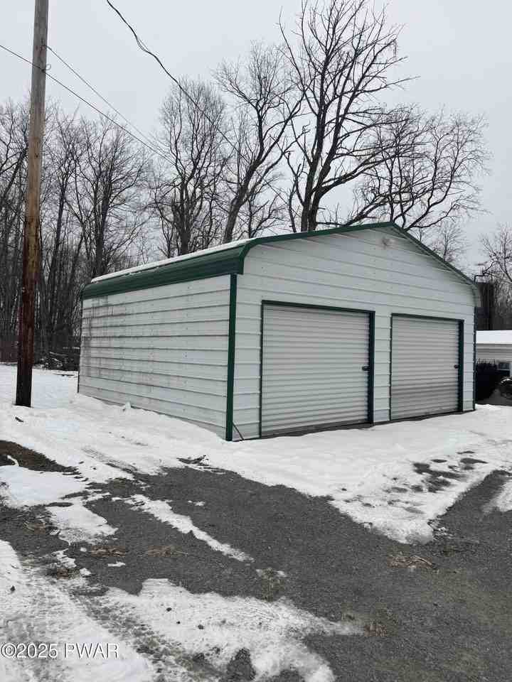 2566 Easton Tpke - Photo 5 of 24