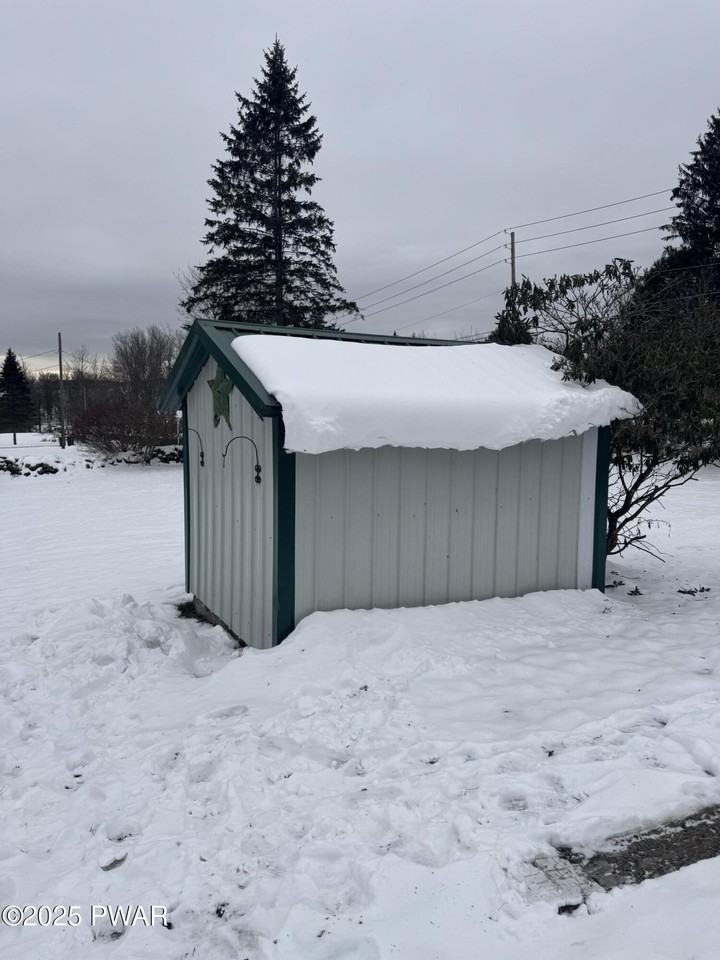 2566 Easton Tpke - Photo 7 of 24