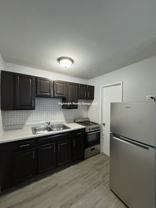 4537 N Dover St #2D - Photo 1 of 1