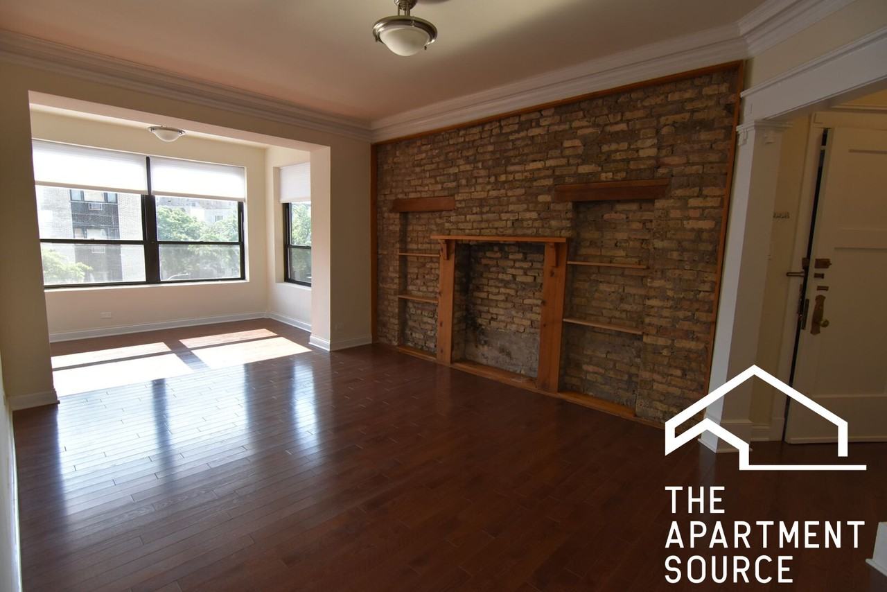 3804 N Pine Grove Ave #3 - Photo 6 of 24