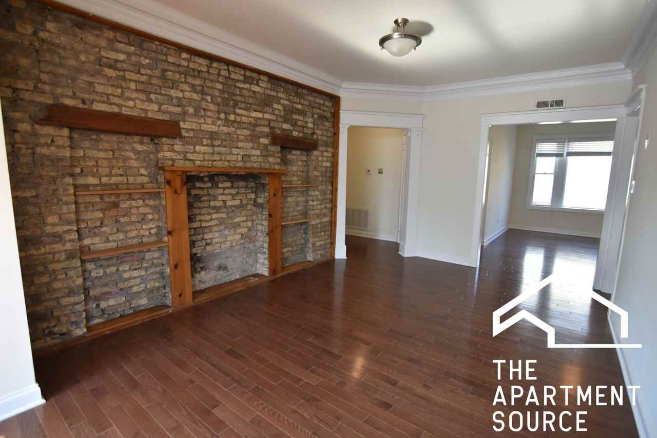 3804 N Pine Grove Ave #3 - Photo 7 of 24