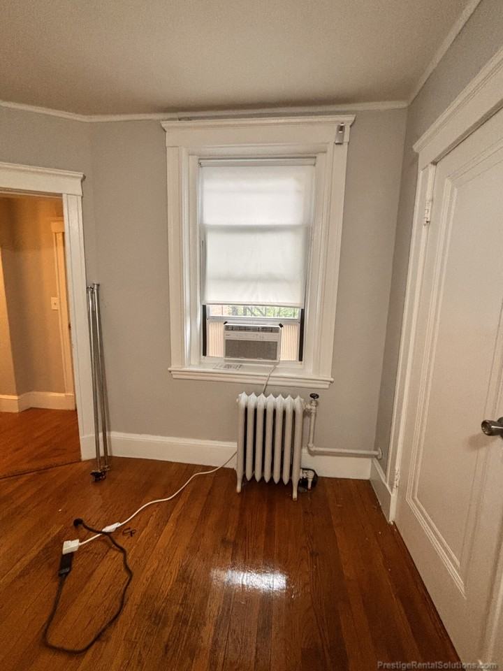 Russell St #25 - Photo 5 of 27