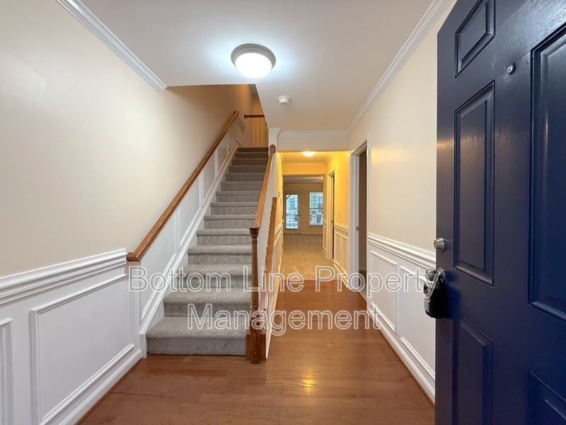 13031 Bullock Greenway Blvd - Photo 4 of 34