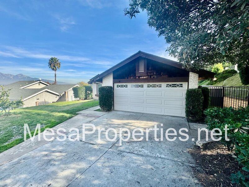 1158 Blue Grass Pl - Photo 2 of 19