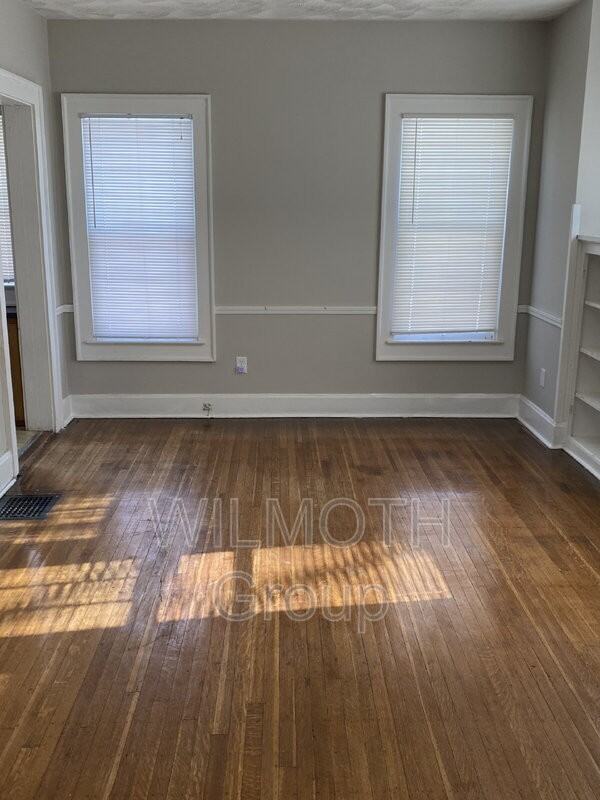 4025 N Kenwood Ave - Photo 5 of 17