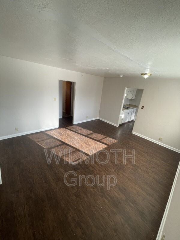 4 N Butler Ave #8 - Photo 4 of 17