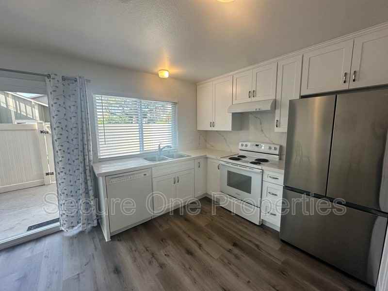 491 Serento Cir - Photo 5 of 28