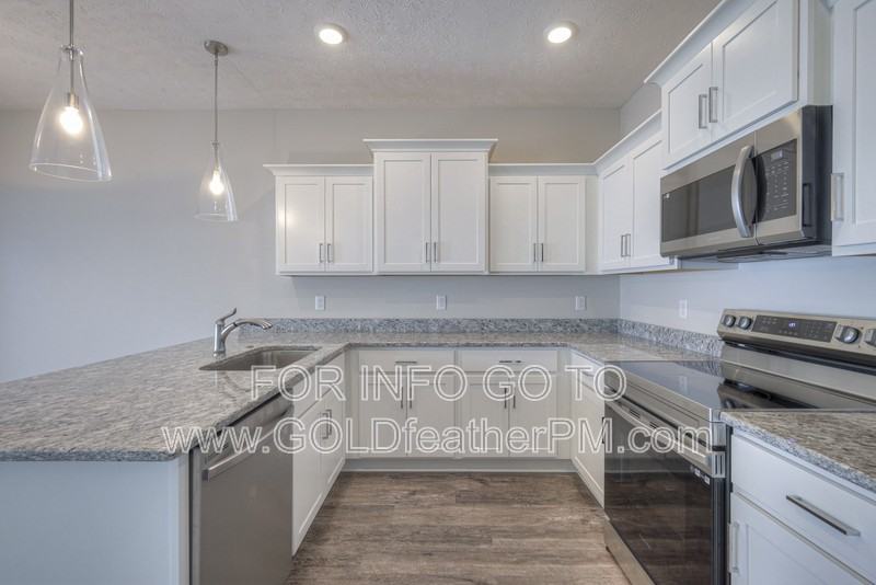 1846 Streamsong Dr - Photo 3 of 27