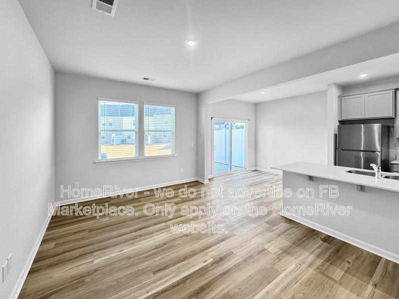 2018 Day Lily Way - Photo 7 of 23