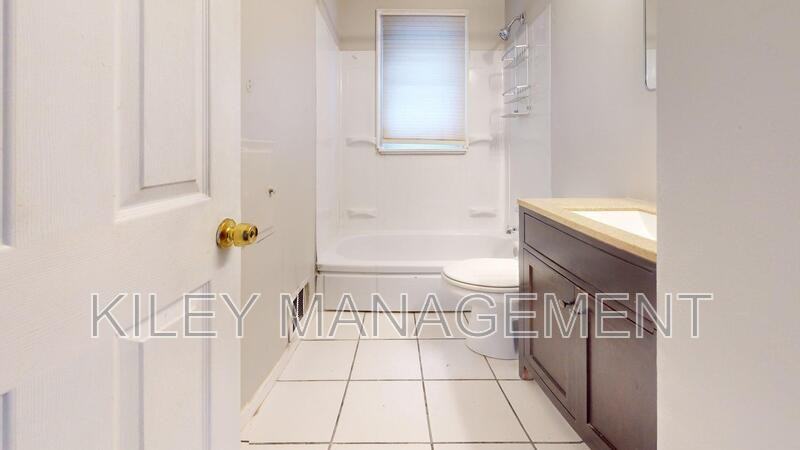 3705 Arlene Ave - Photo 4 of 11