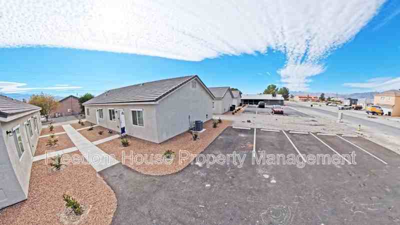 1111 Sixshooter Ave - Photo 6 of 29