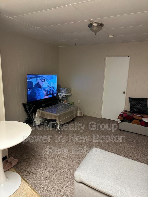 5 Irwin St - Photo 3 of 7