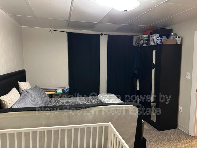 5 Irwin St - Photo 5 of 7