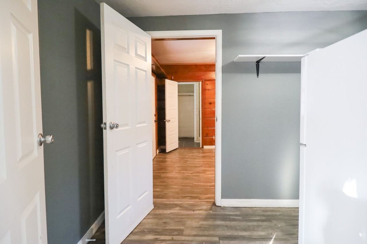 3411 1/2 E 5th Pl - Photo 6 of 15