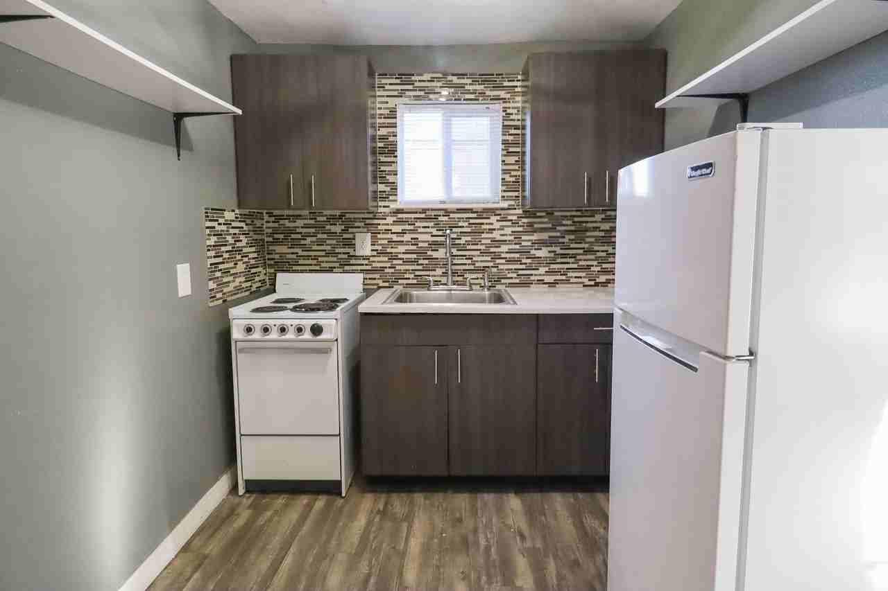 3411 1/2 E 5th Pl - Photo 7 of 15