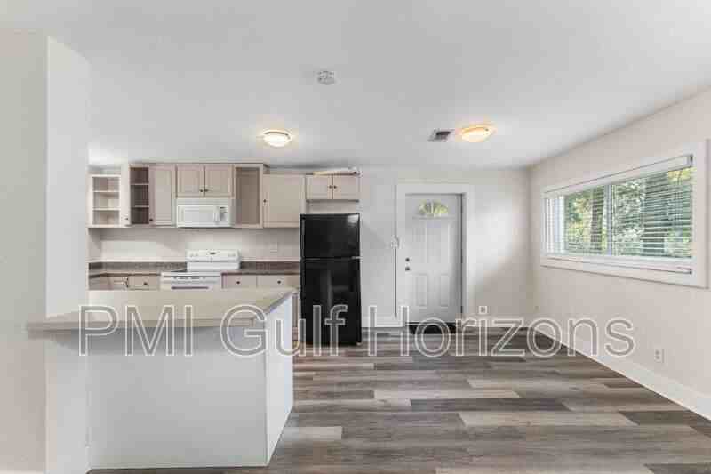 620 Prichard Ave #A - Photo 2 of 15