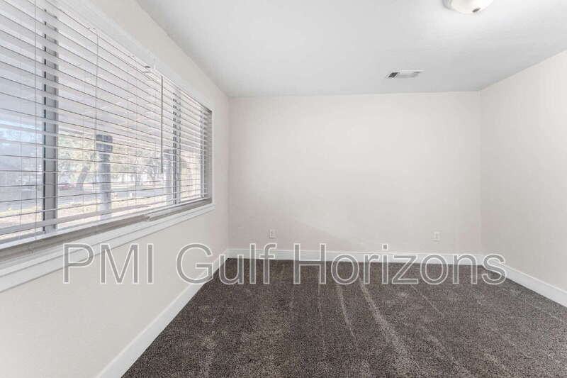 620 Prichard Ave #A - Photo 6 of 15