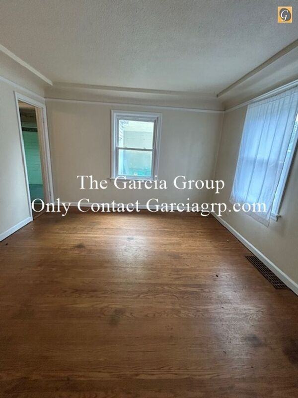 6924 Ne 7th Ave - Photo 5 of 18