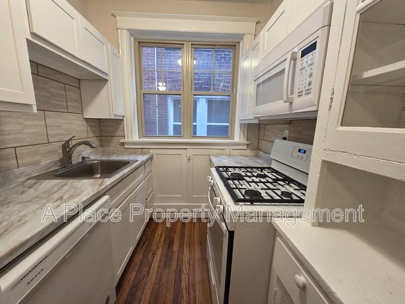 3143 Halliday Ave #1stFL - Photo 6 of 10