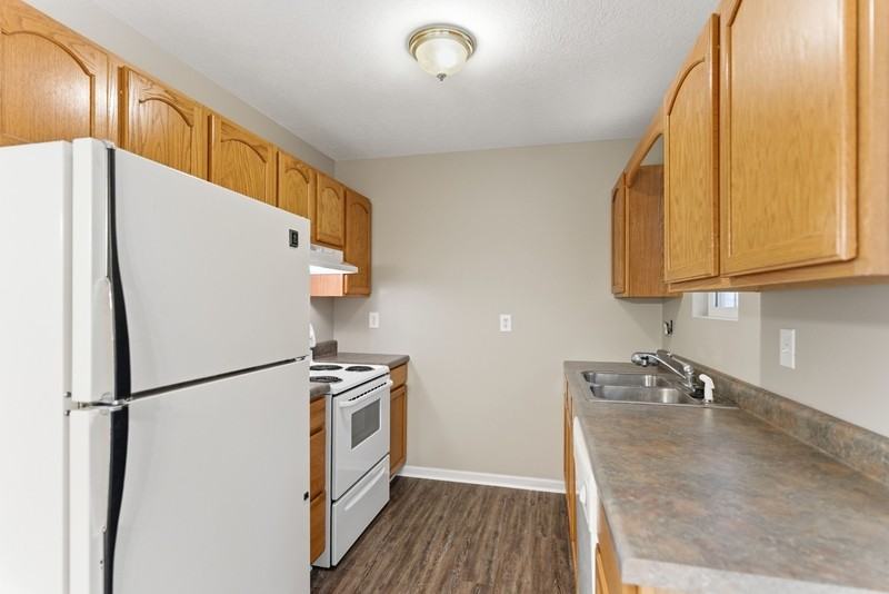 2806 Wendi Ann Dr - Photo 4 of 10